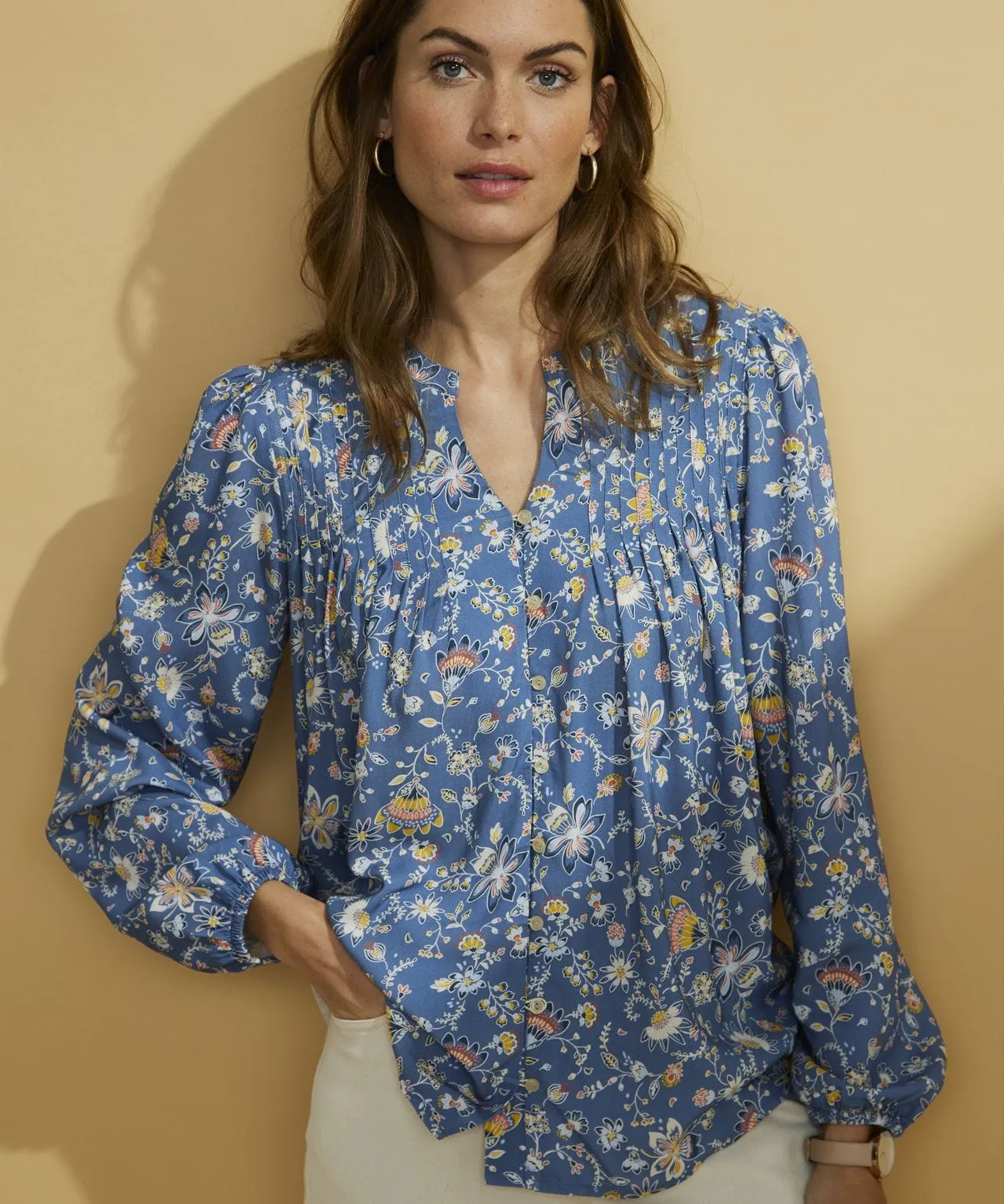 Floral Print Pull-on Blouse